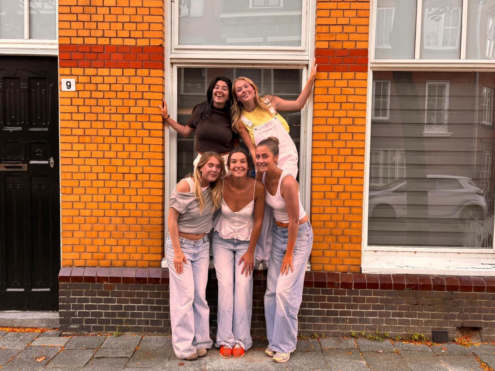 show all photos of Taco Mesdagstraat