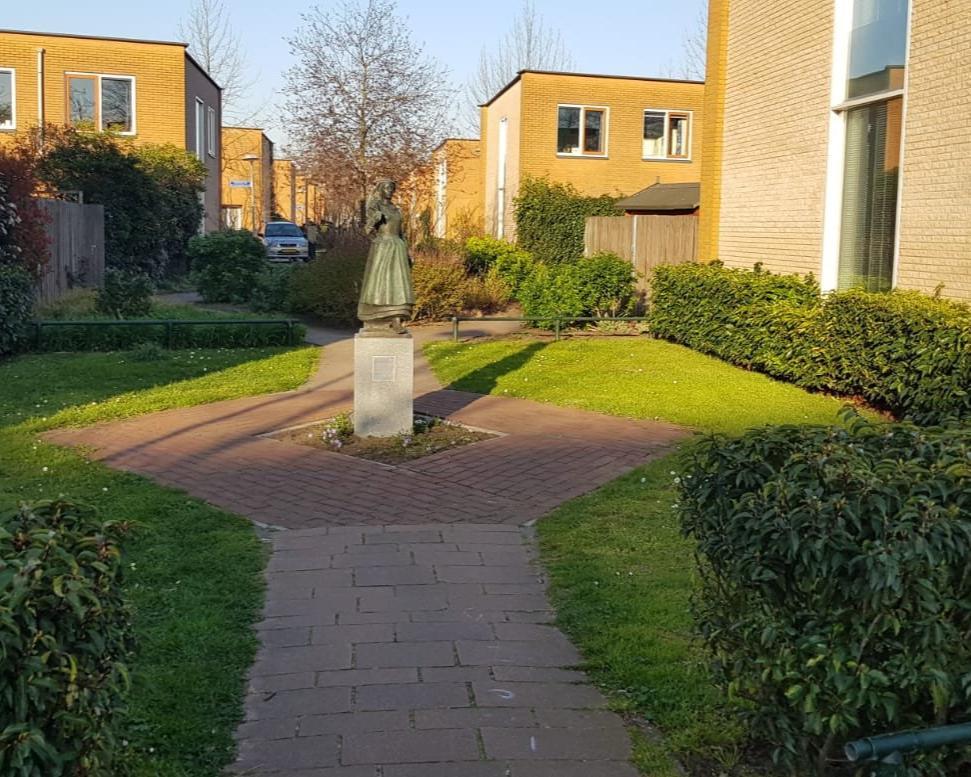 show all photos of Katherijn van Leemputdreef