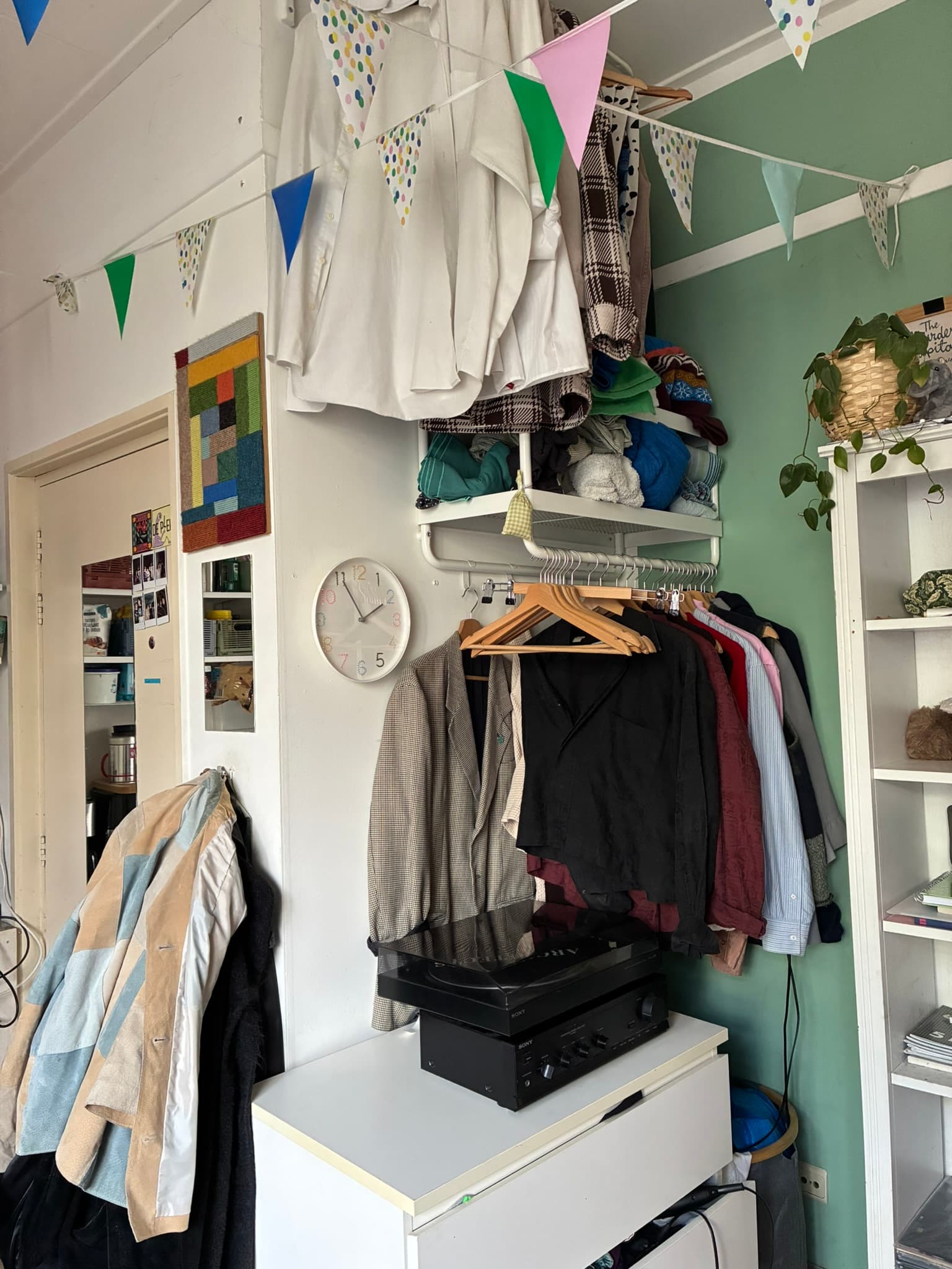 show all photos of Johan Willem Frisostraat