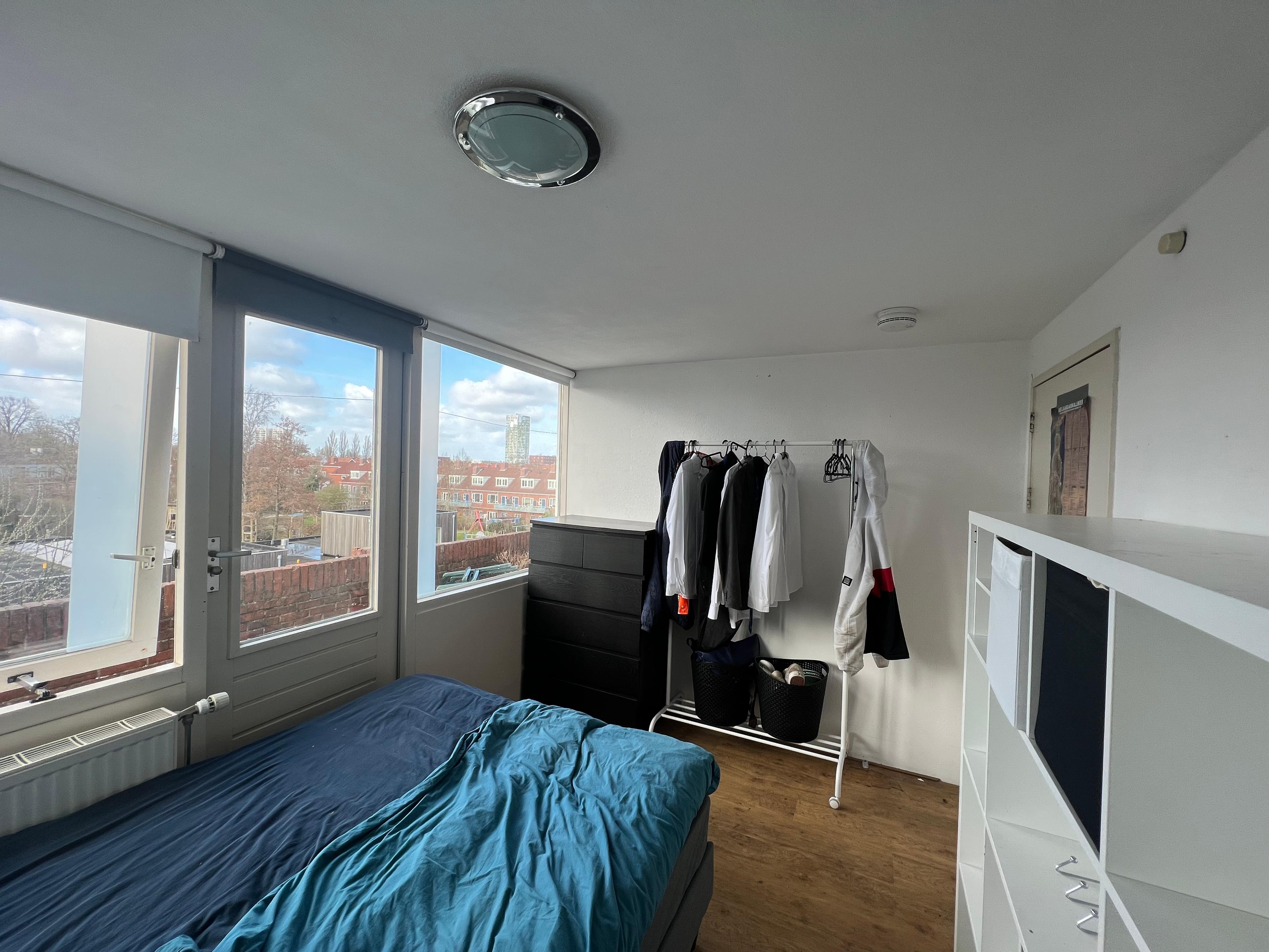 show all photos of Madoerastraat