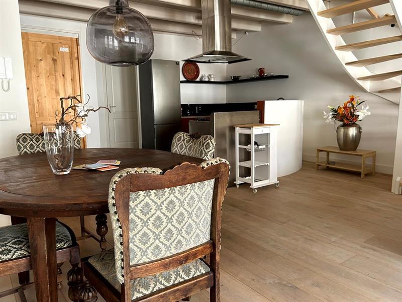 show all photos of Hinthamereinde