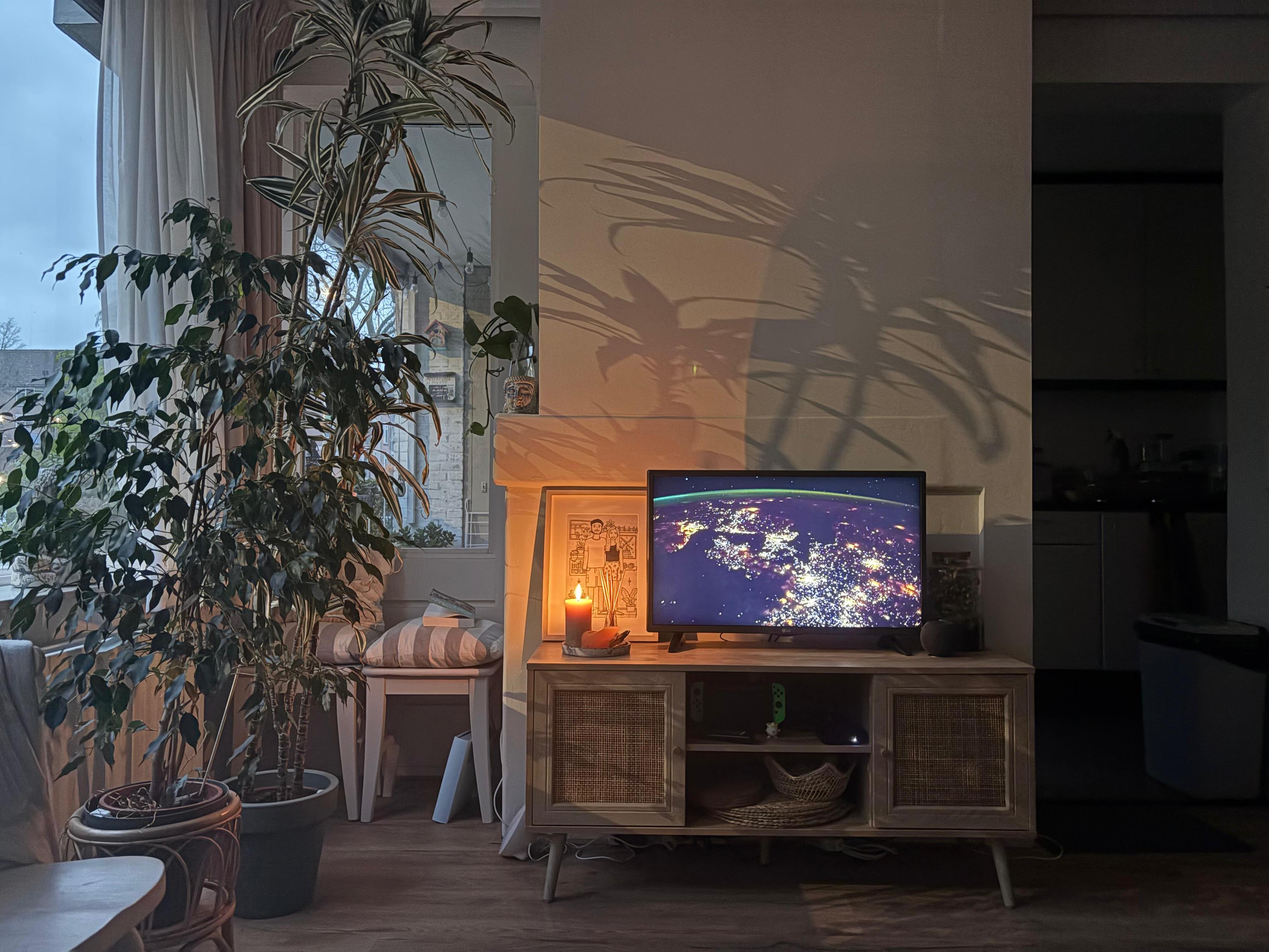 show all photos of Frank van Borselenstraat