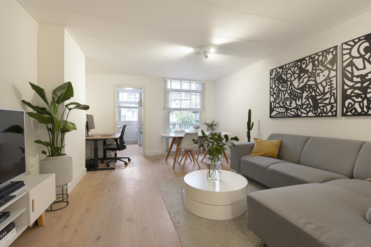 show all photos of Van Oldenbarneveldtstraat