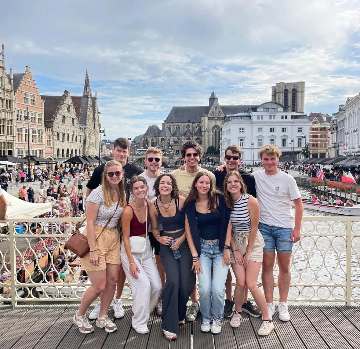 show all photos of Witbreuksweg