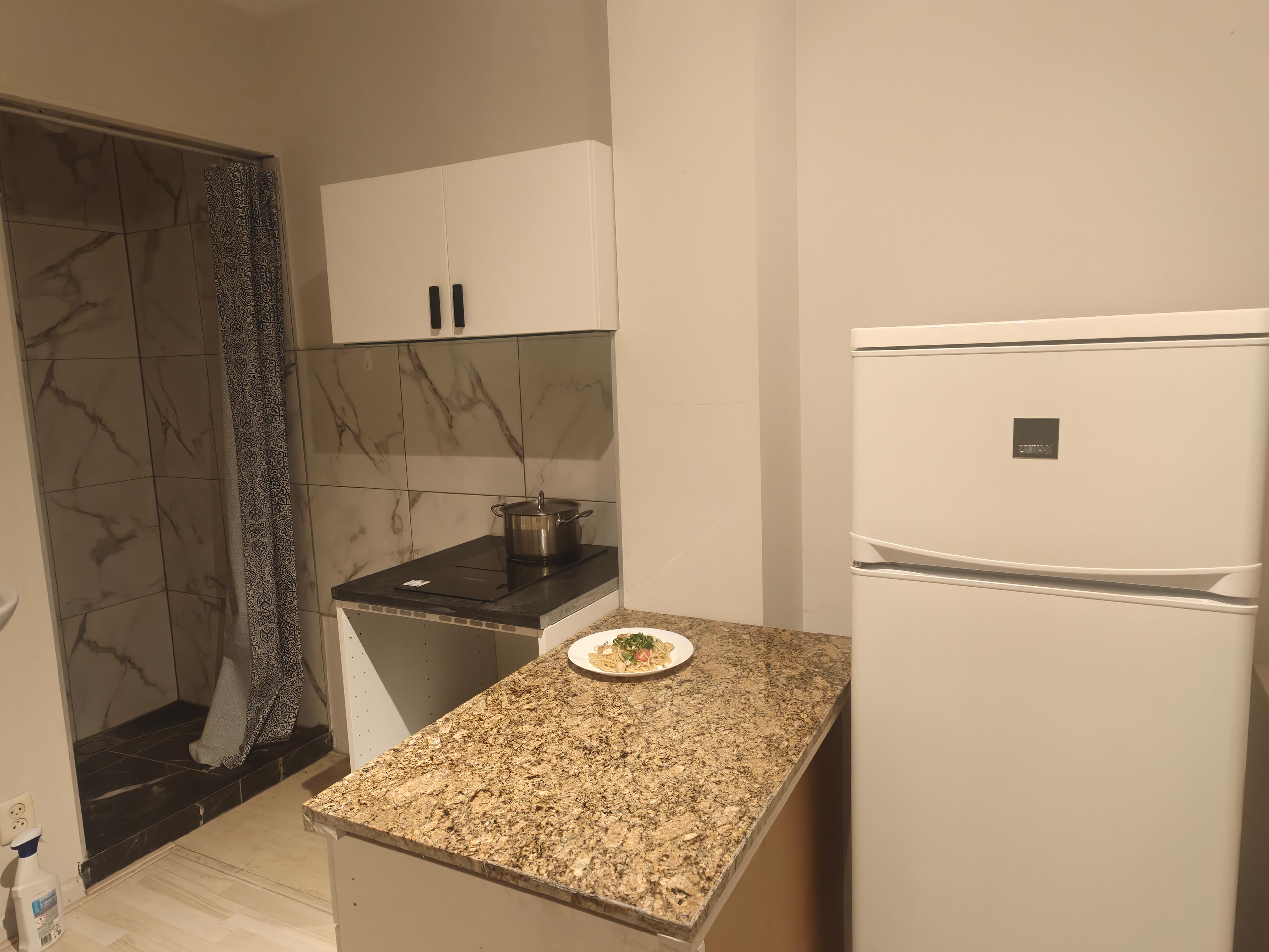 show all photos of Willem Noorlanderkade