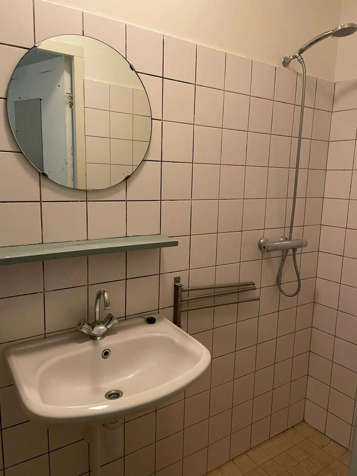 show all photos of Riouwstraat