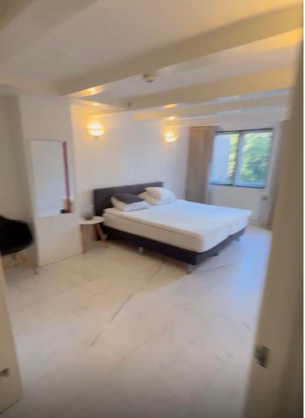 show all photos of Keizersgracht