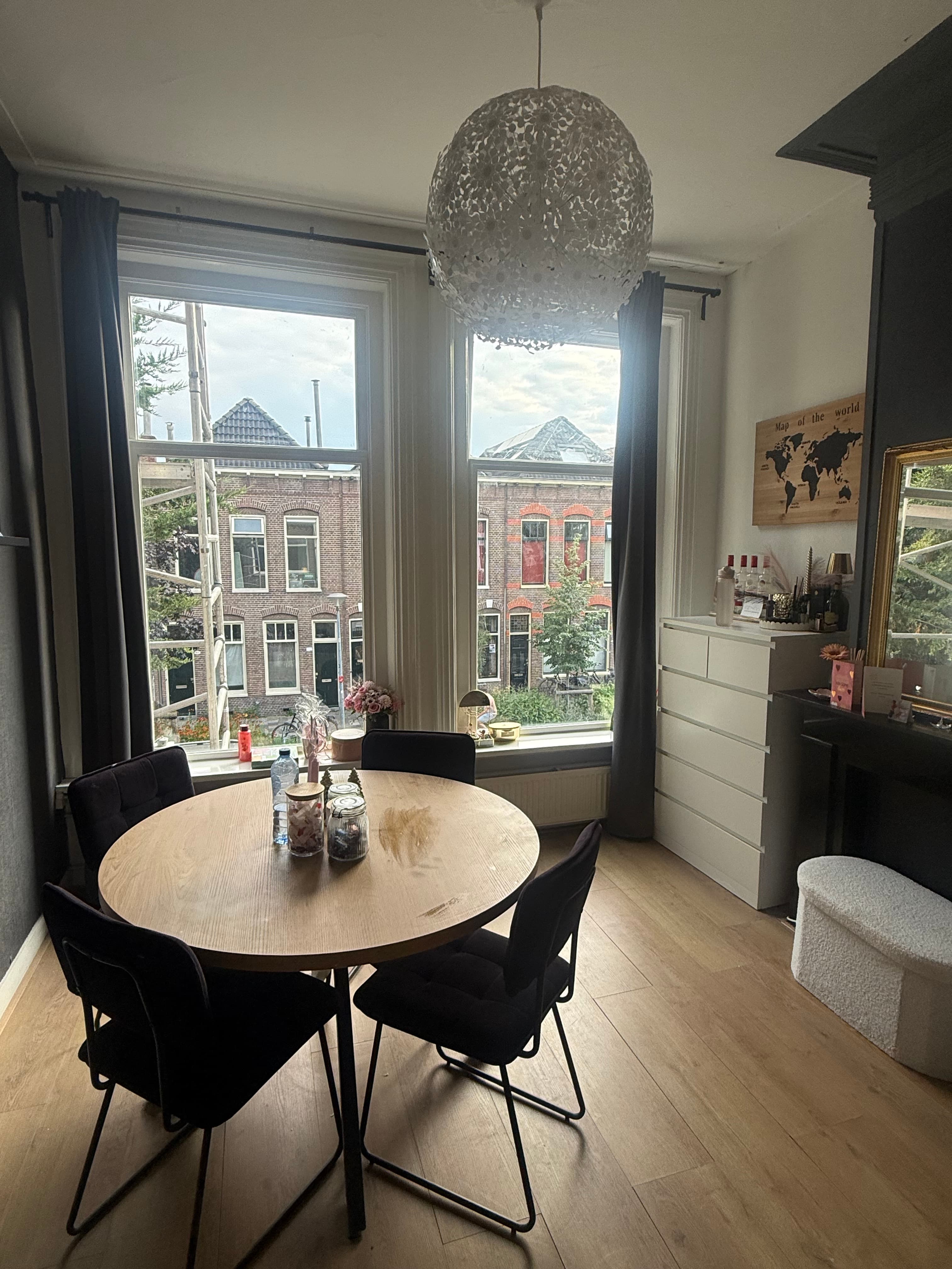 show all photos of Riouwstraat