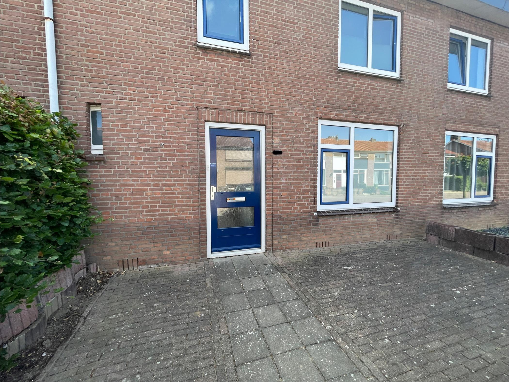 show all photos of Kanaalstraat