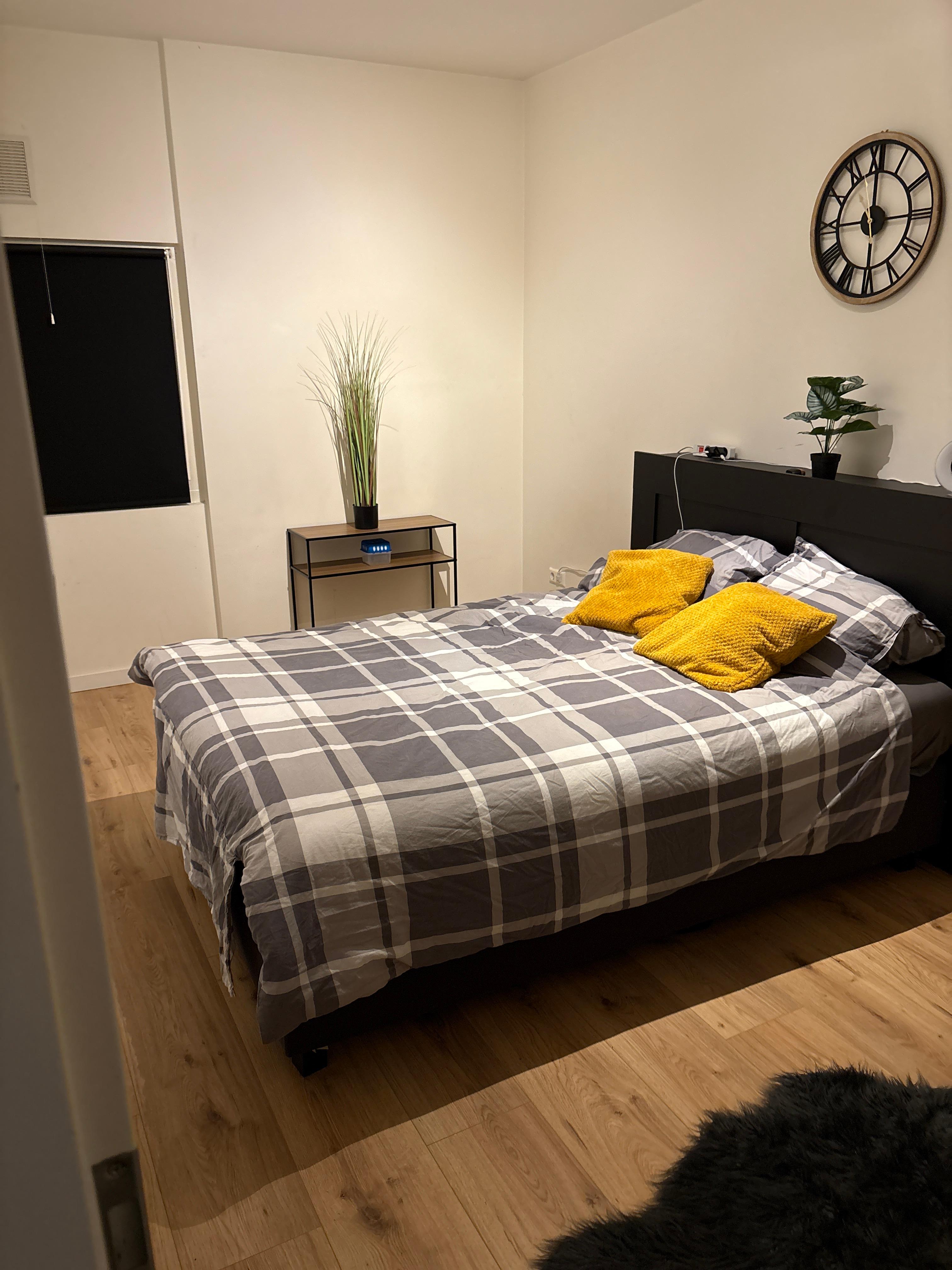 show all photos of Schoolstraat