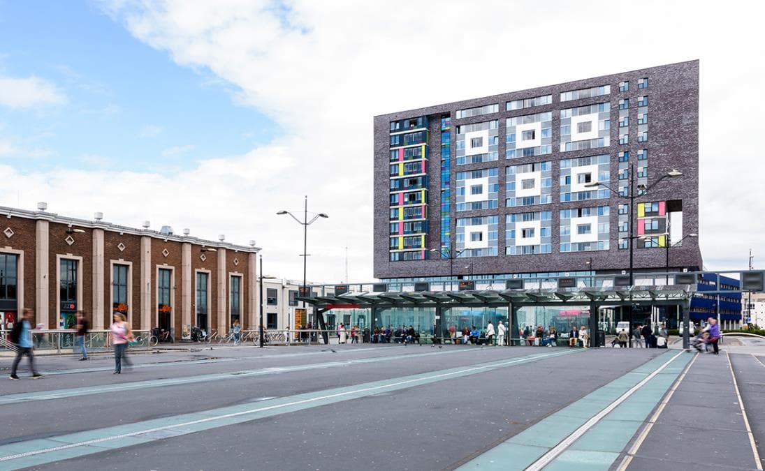 show all photos of Stationsplein