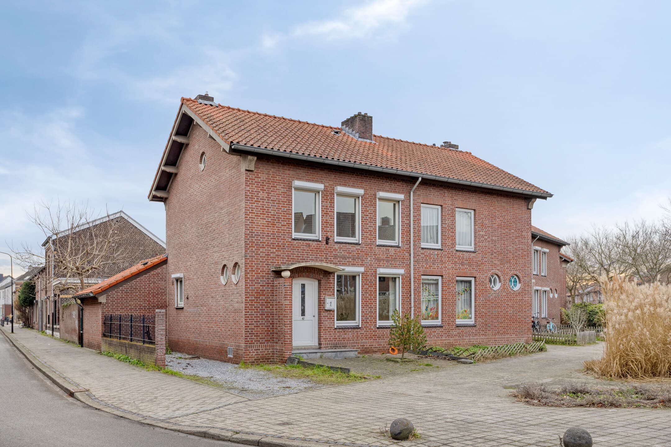 show all photos of Baron van Hovellstraat