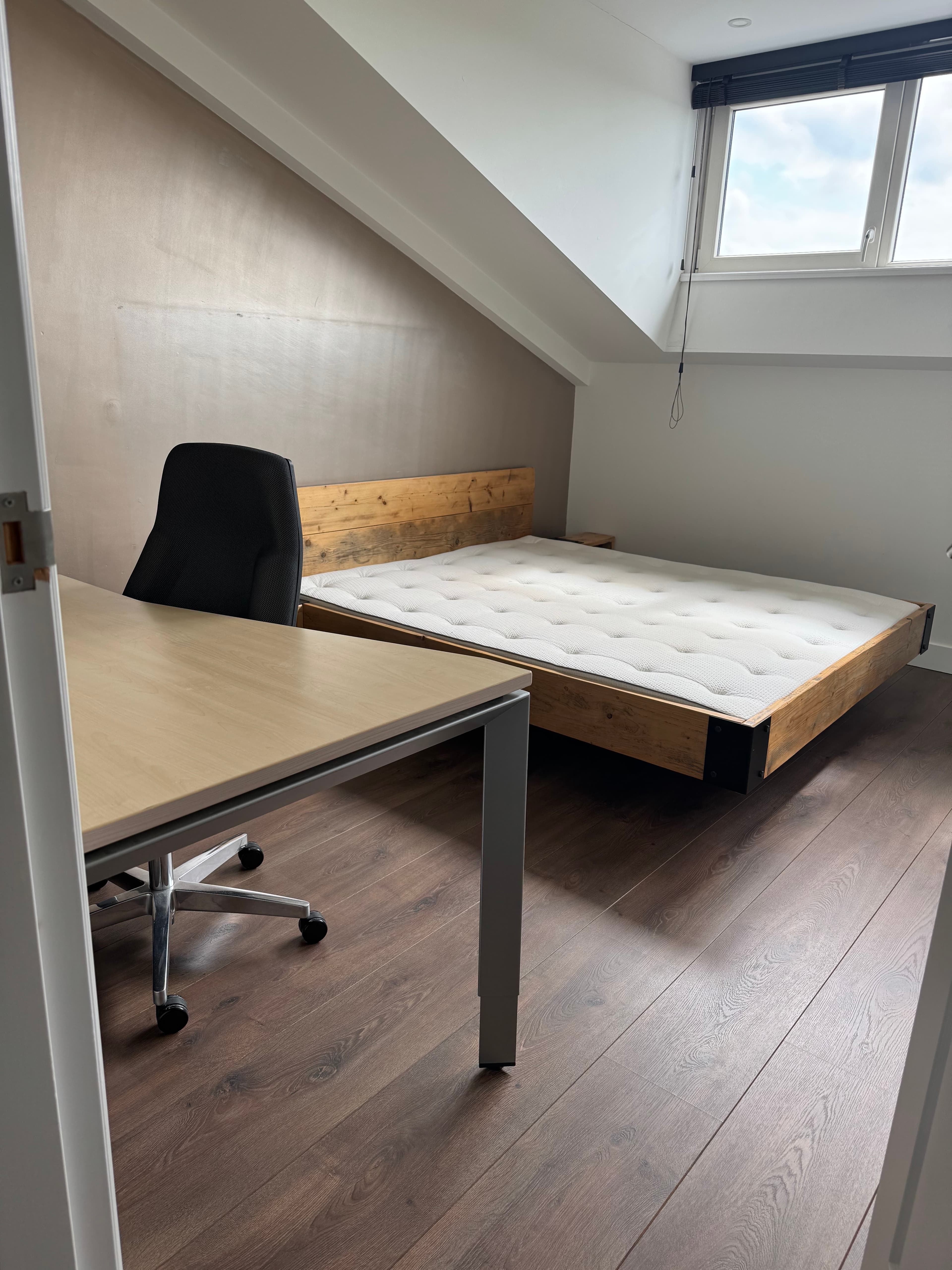 show all photos of Samosstraat