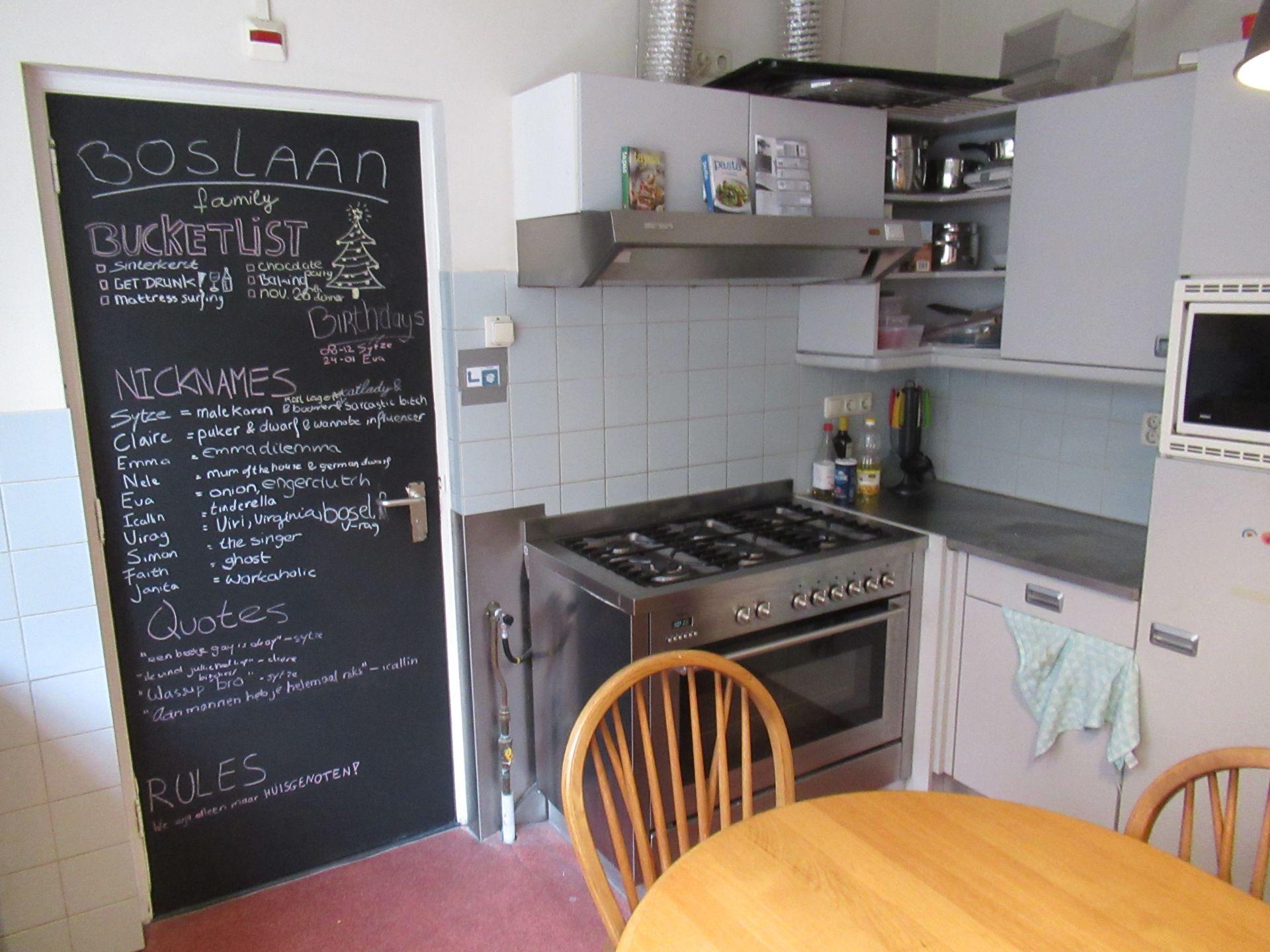 show all photos of Boslaan