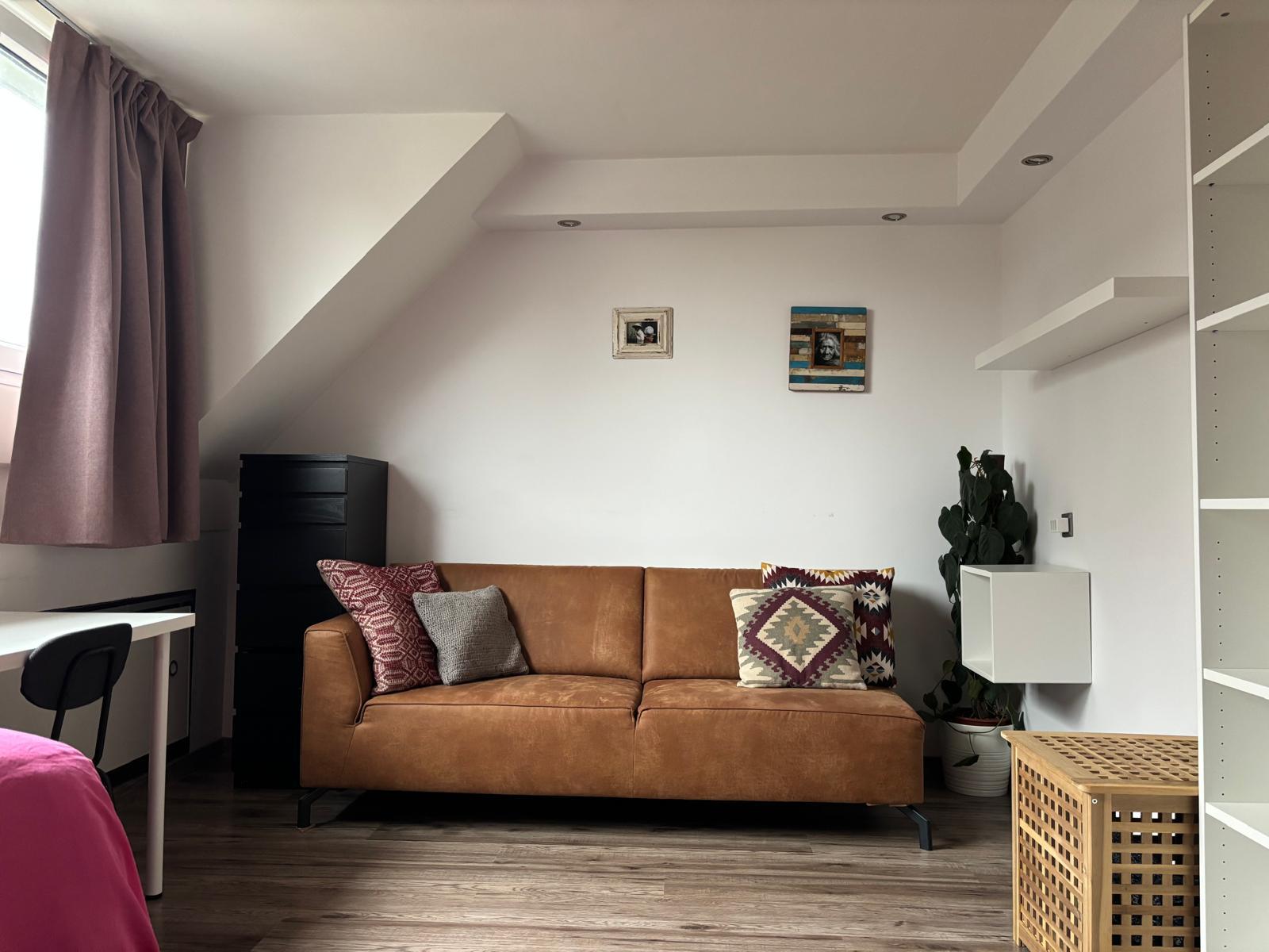 show all photos of Johanna Ufkesstraat