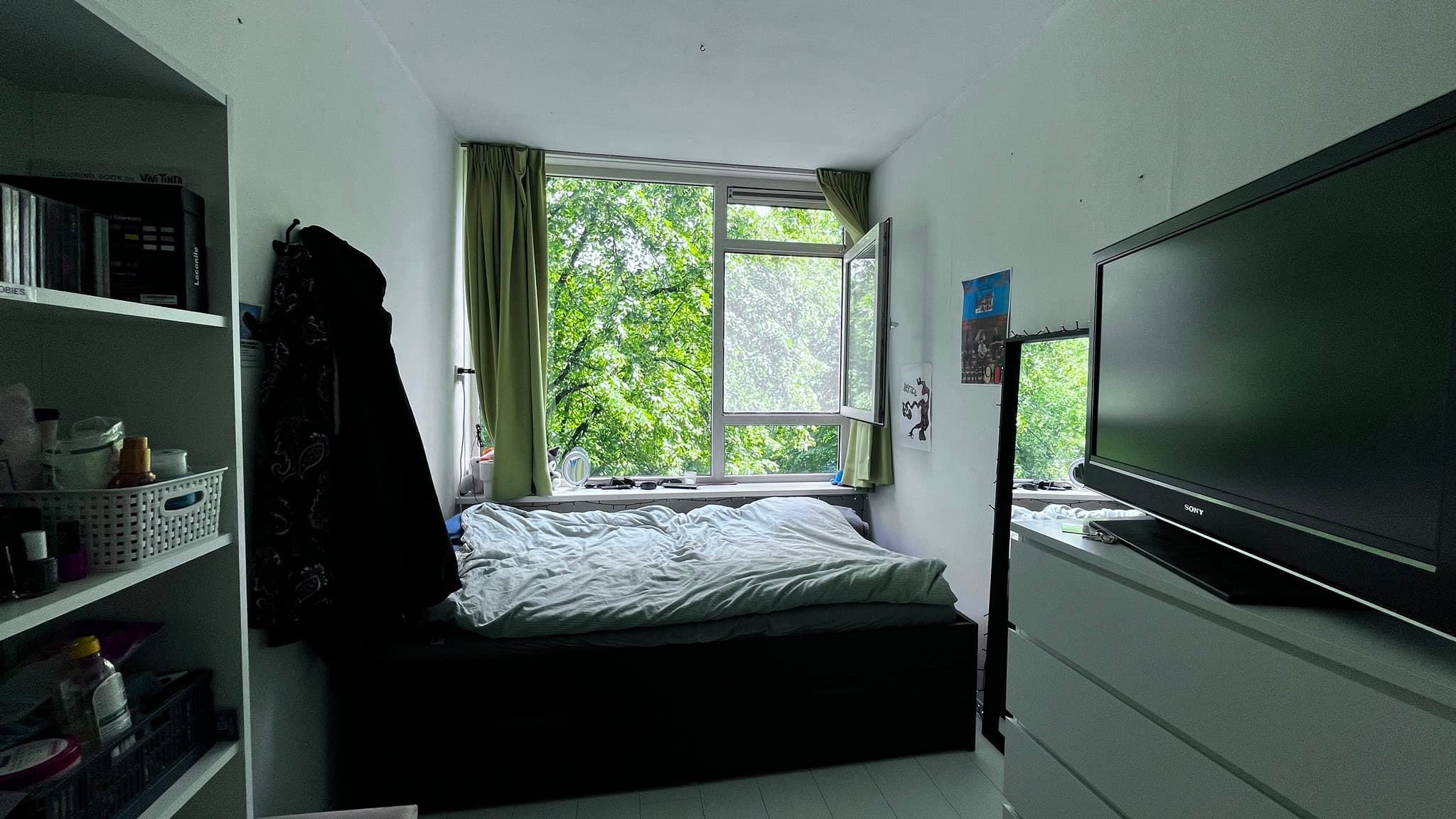 show all photos of Postelse Hoeflaan