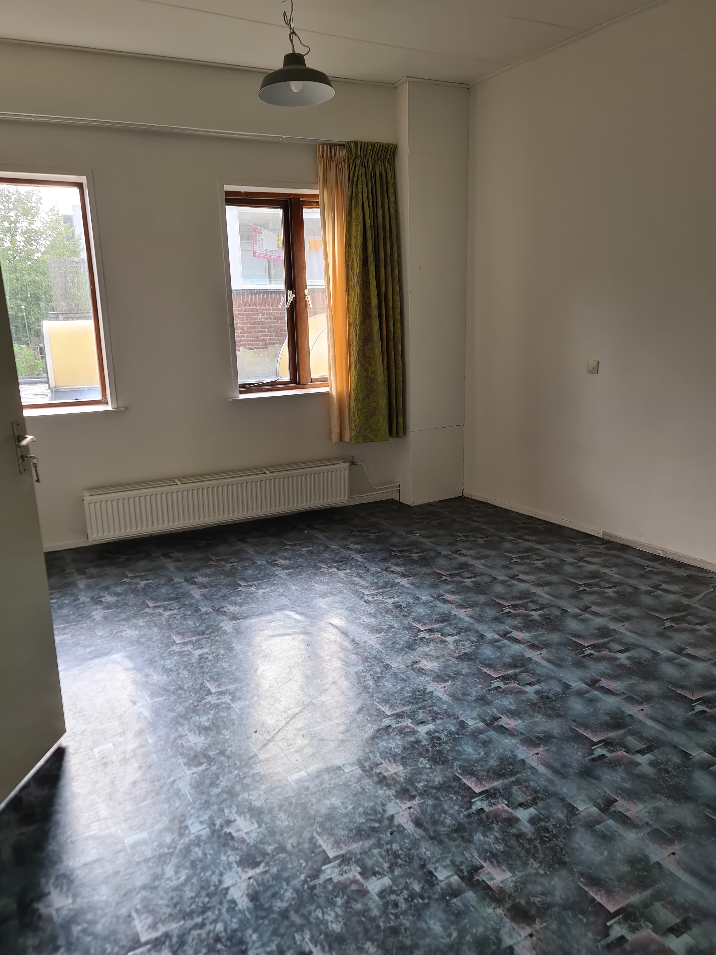 show all photos of Waalstraat