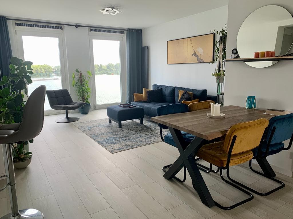 show all photos of Sumatrakade