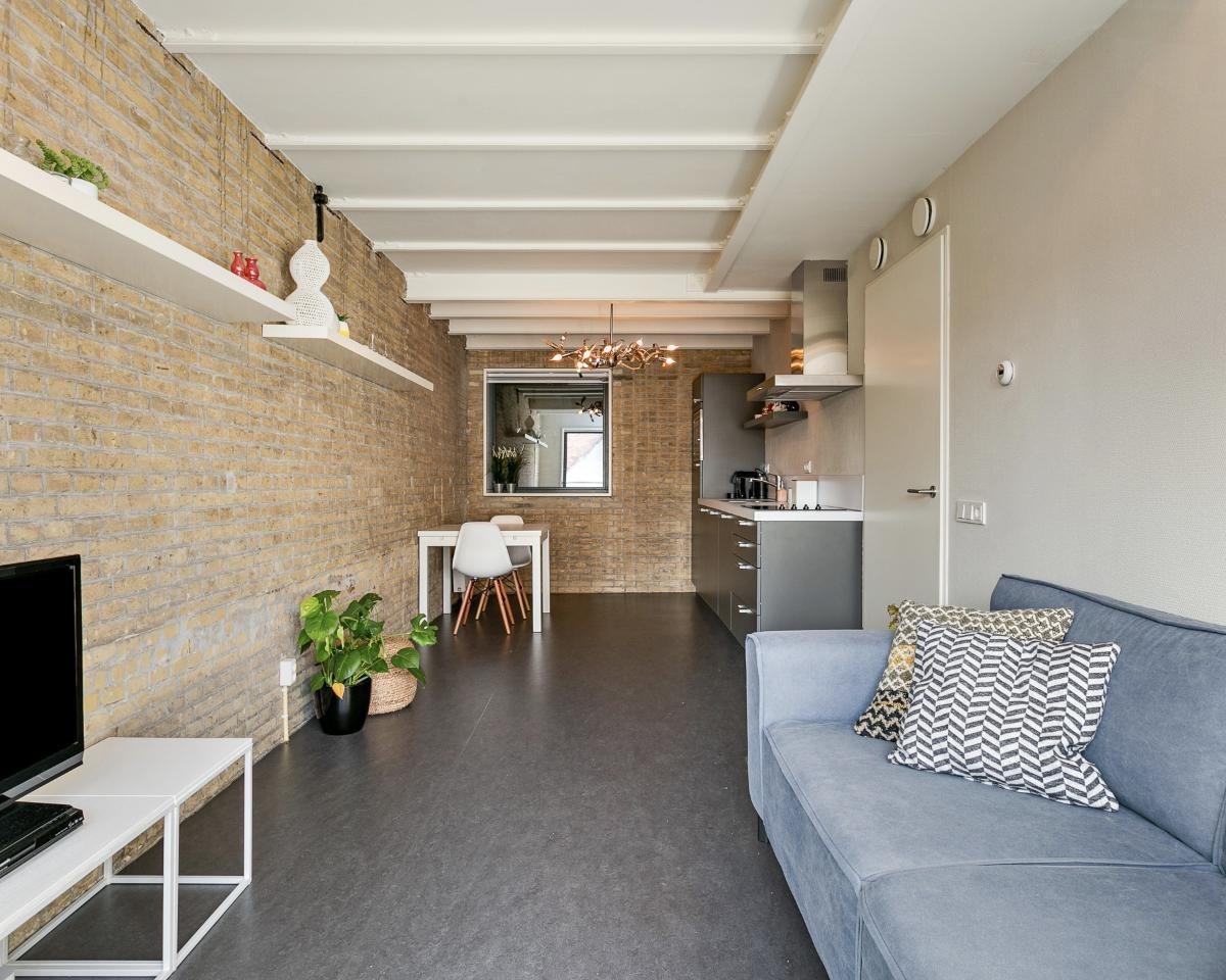 show all photos of Romkeslaan