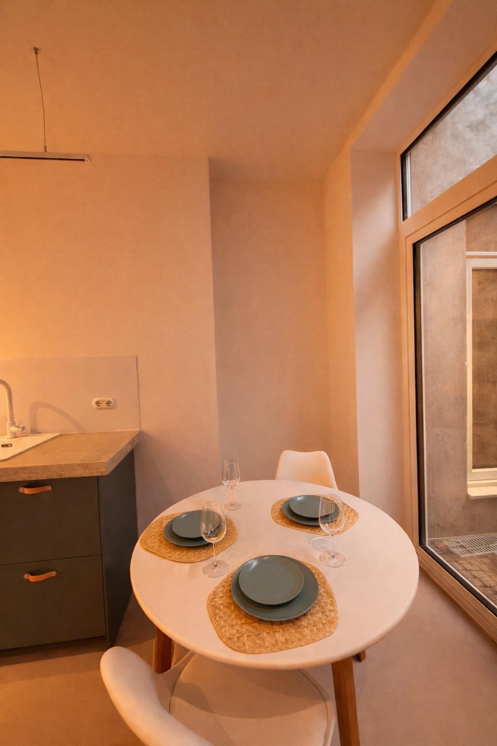 show all photos of Noordeinde