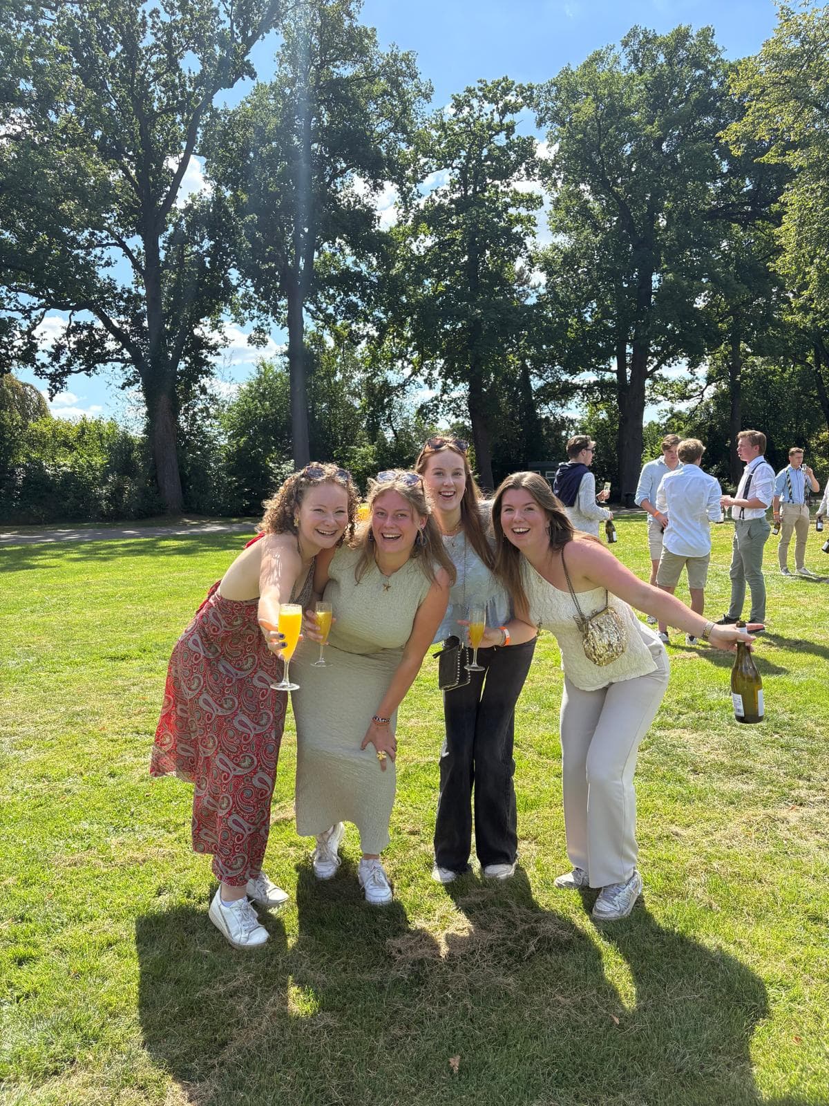 show all photos of De Heurne