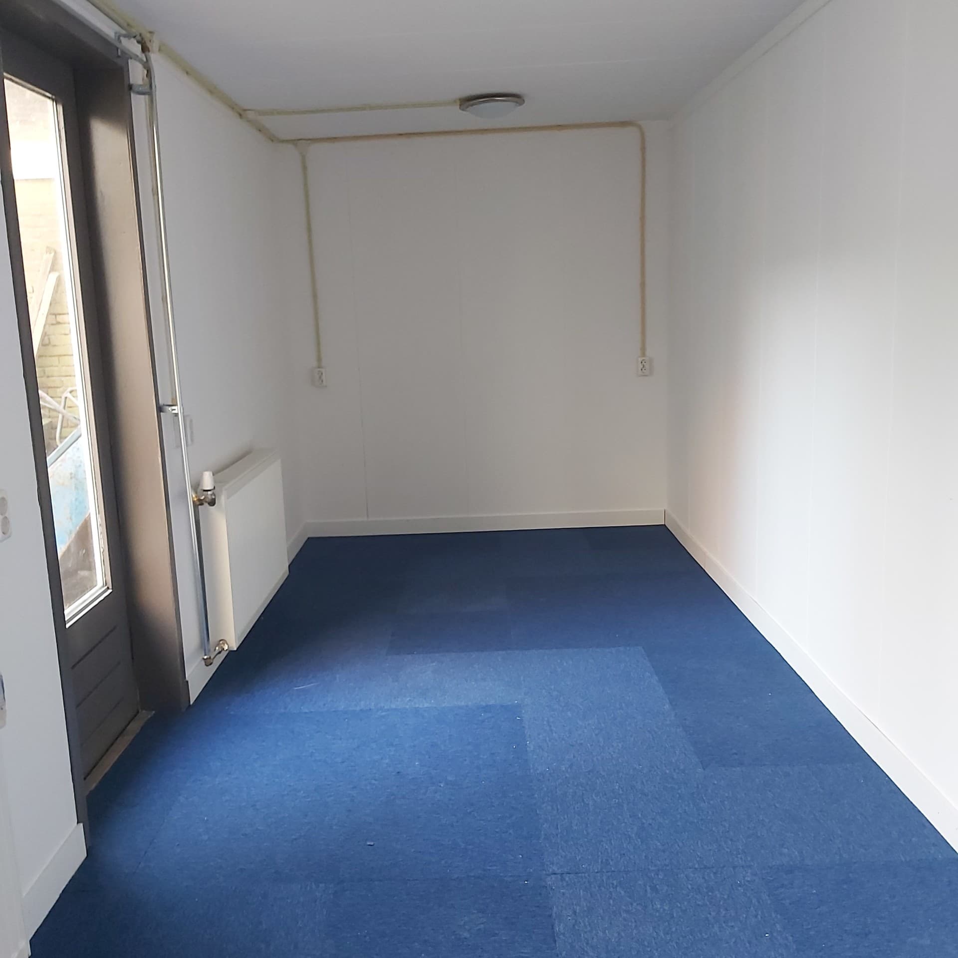 show all photos of Cornelis Frederiksstraat