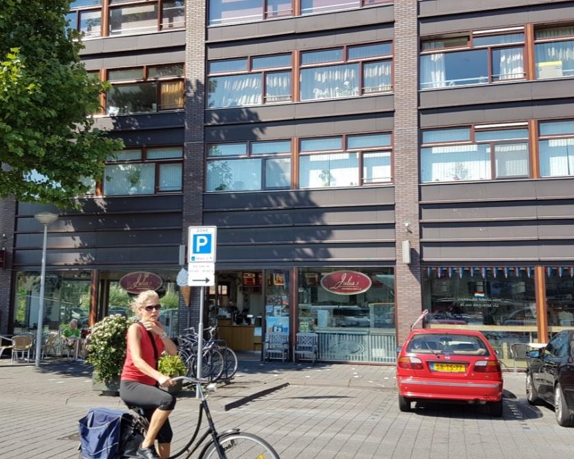 show all photos of Pieter Calandlaan