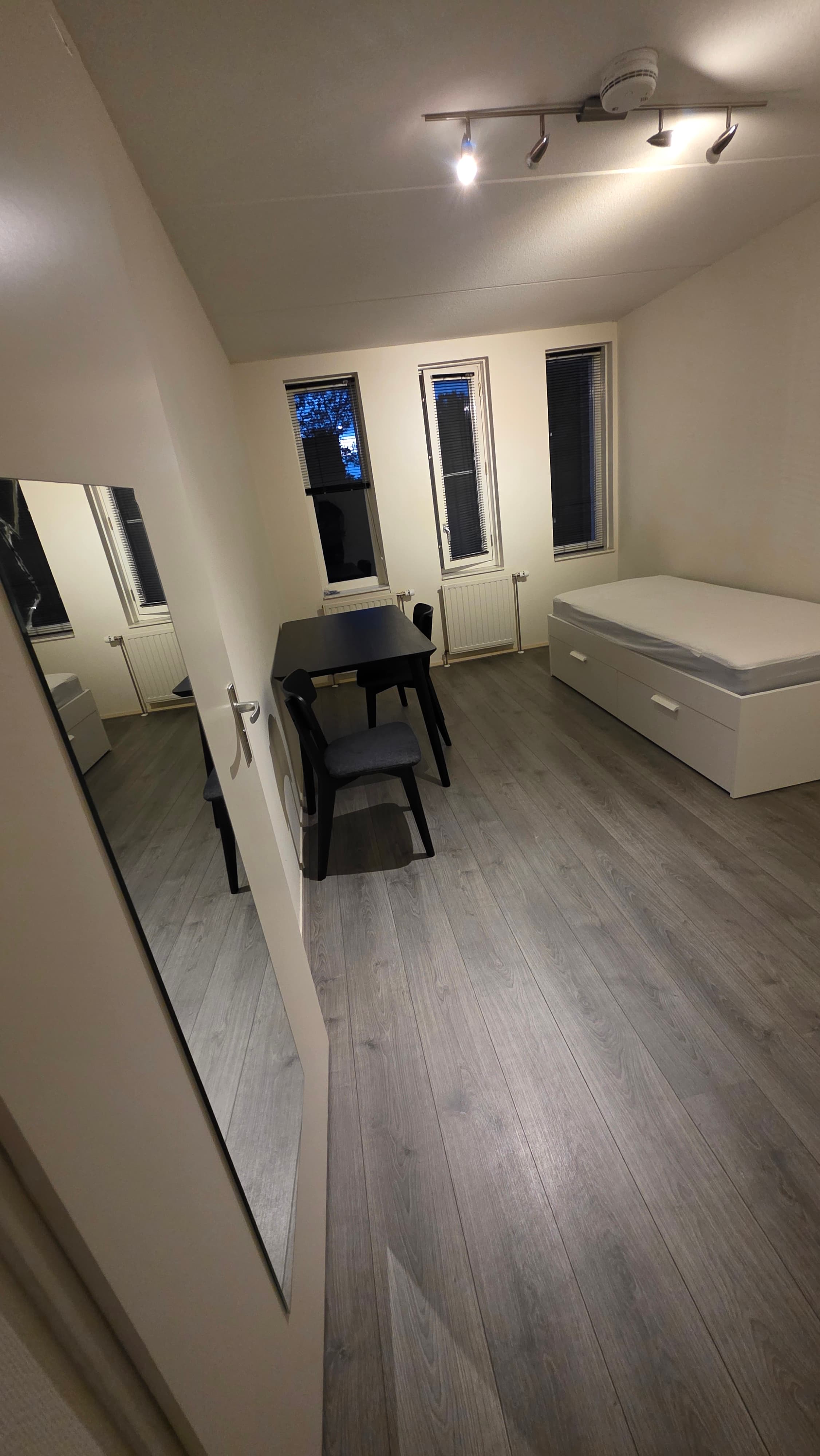 show all photos of Marowijnestraat