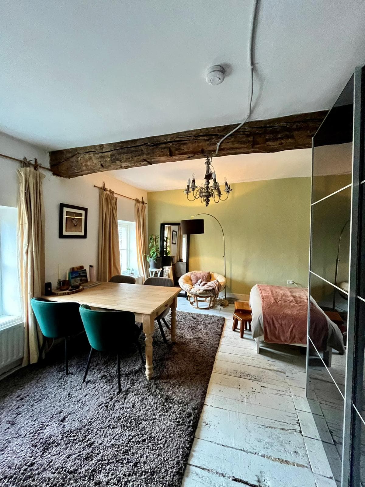 show all photos of Strucht