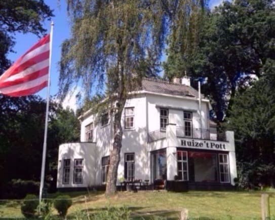 show all photos of Oldenzaalsestraat