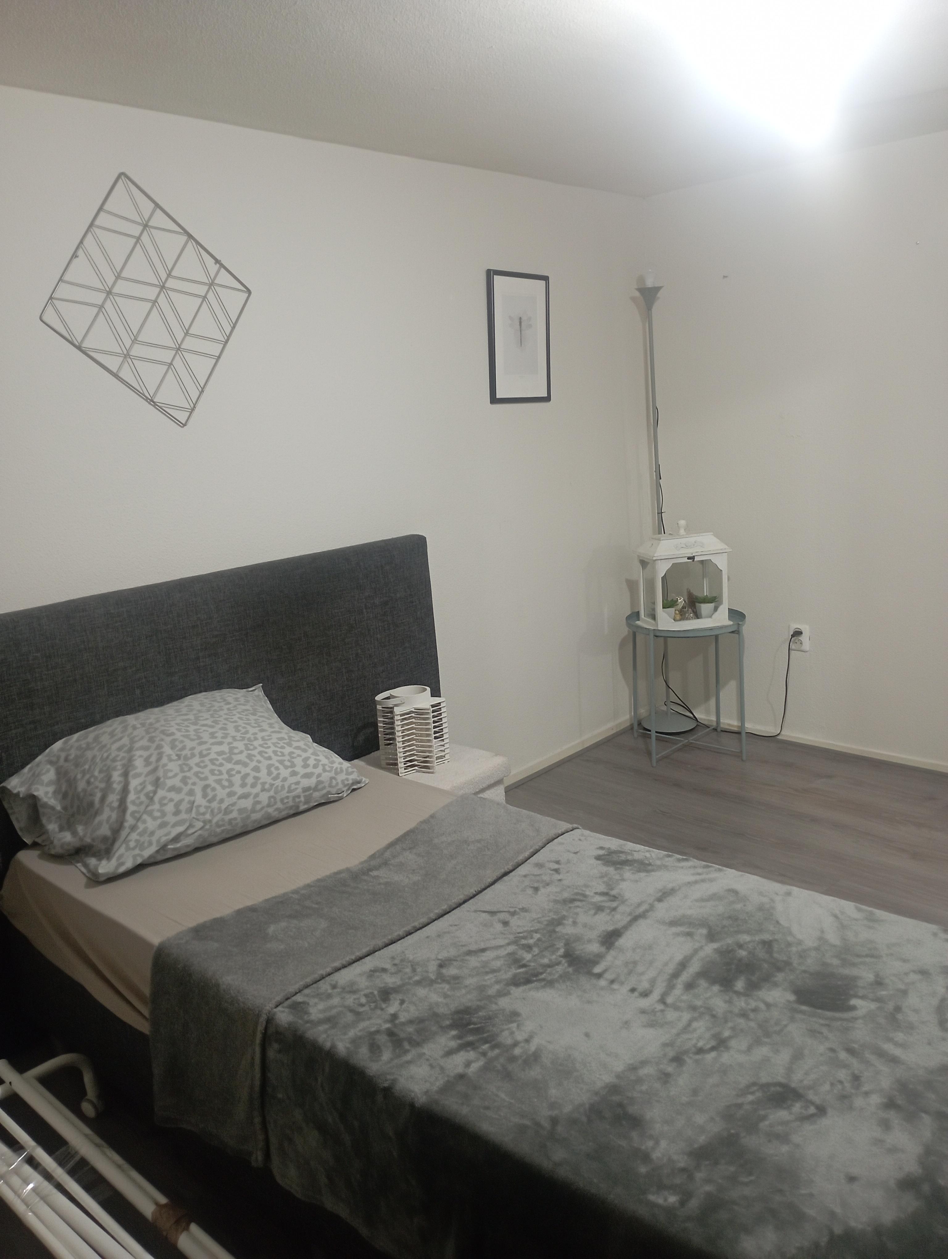 show all photos of Watersteeg