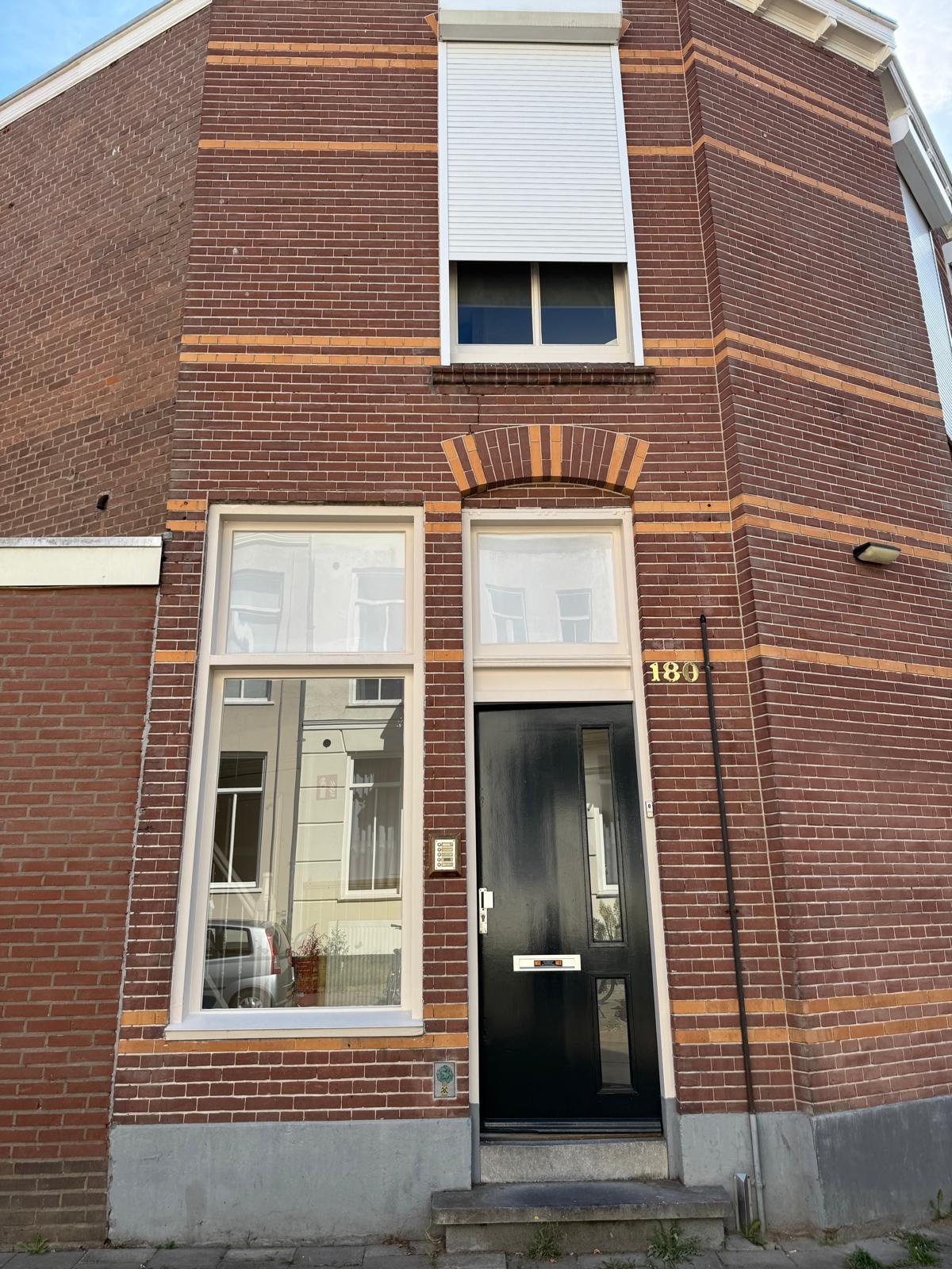 show all photos of Spijkerstraat