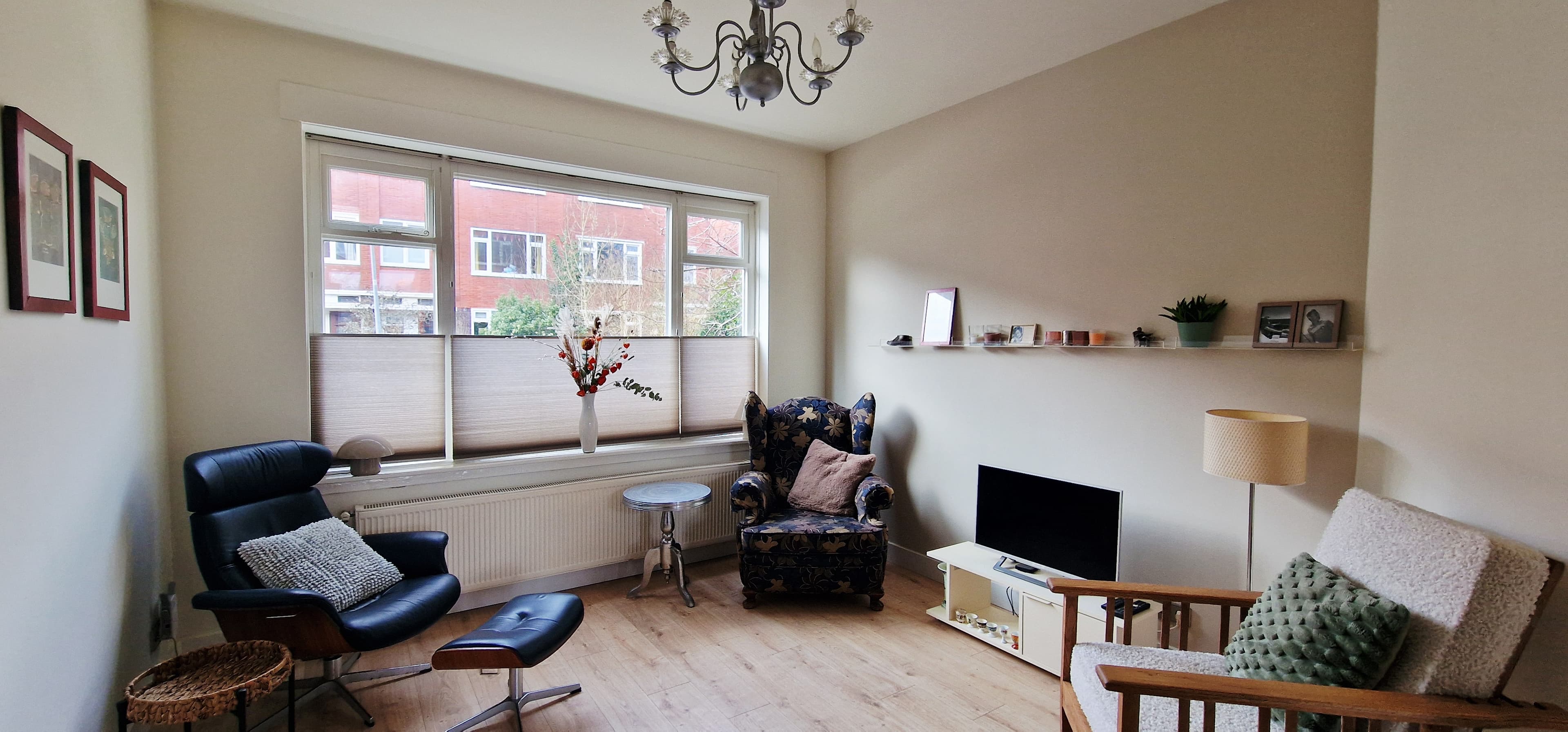 show all photos of Helper Weststraat