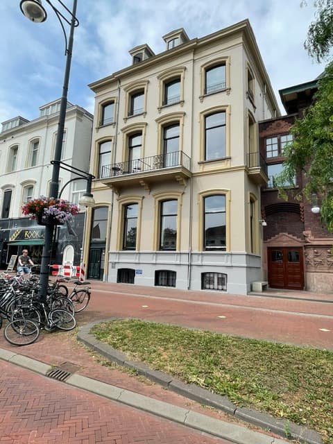 show all photos of Willemsplein