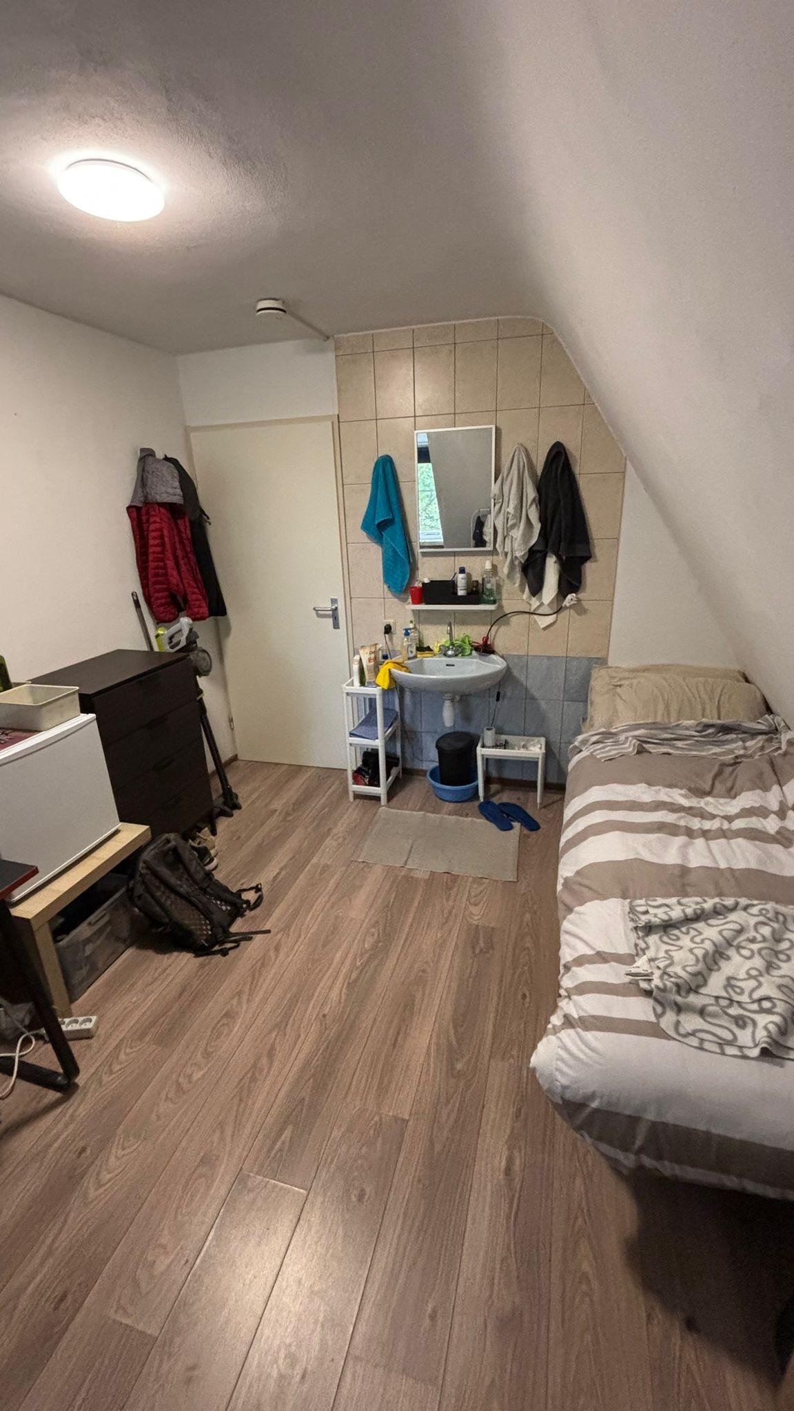 show all photos of Oude Doornakkersweg