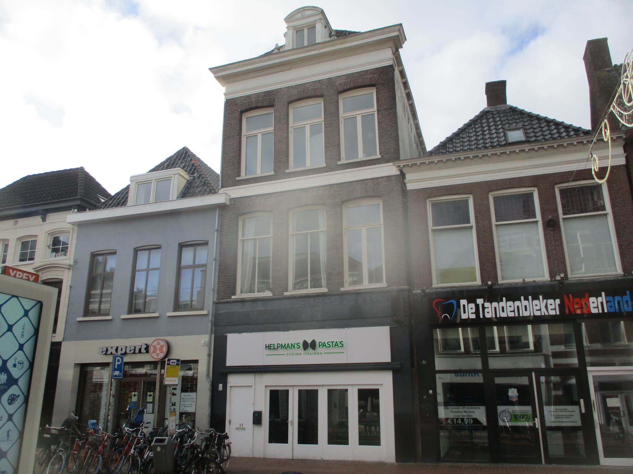 show all photos of Nieuwe Ebbingestraat