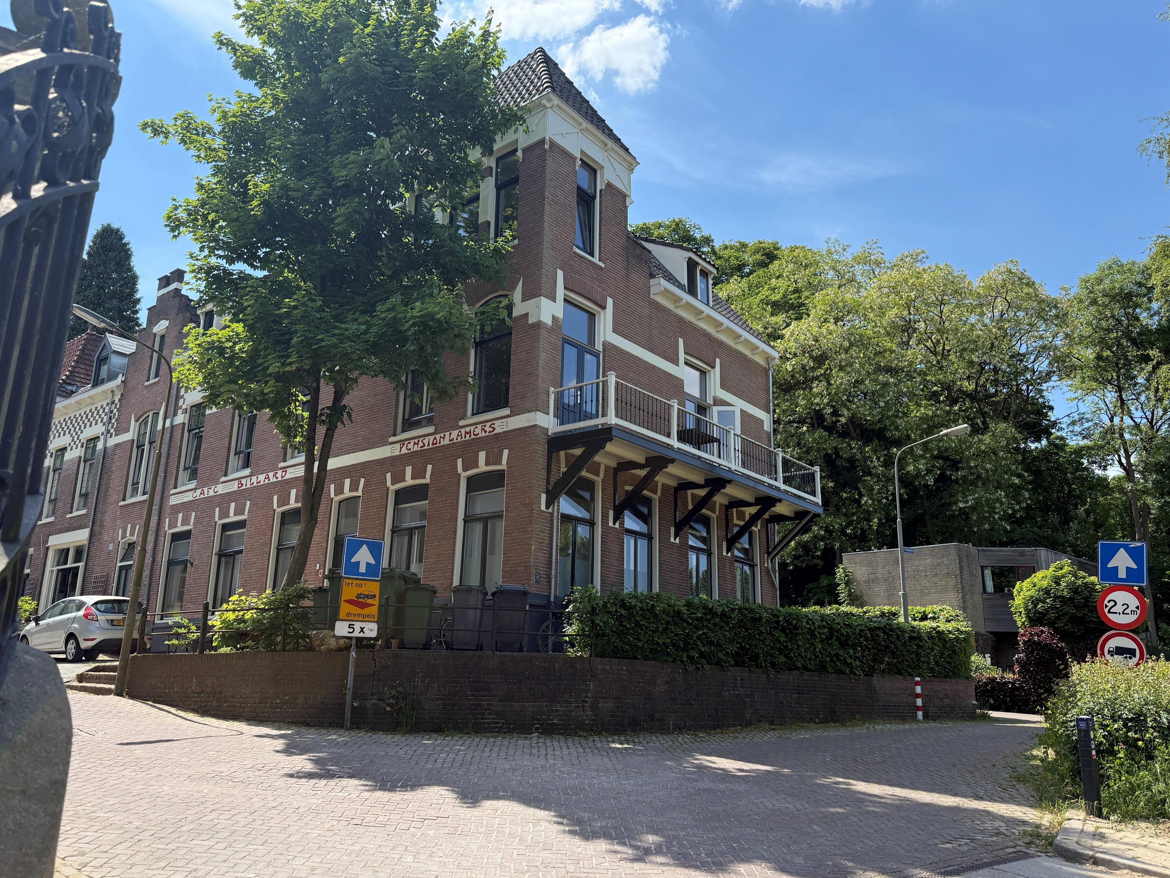 show all photos of Ubbergse Holleweg