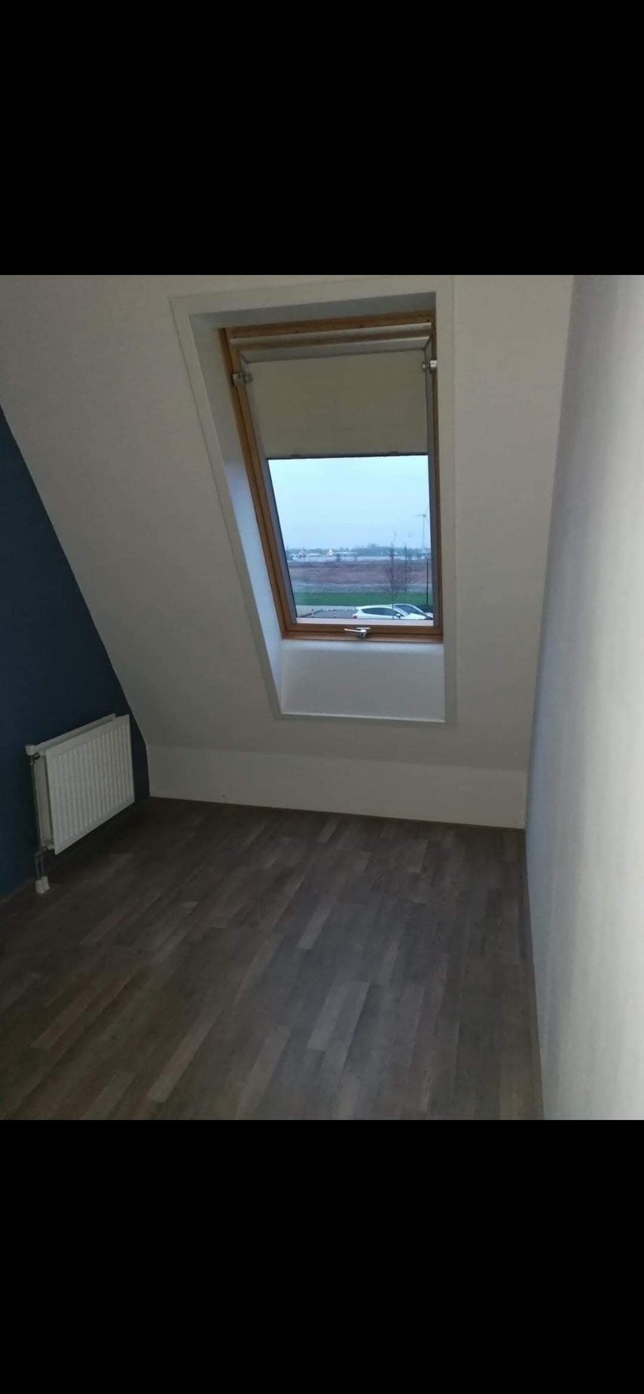 show all photos of Velduil