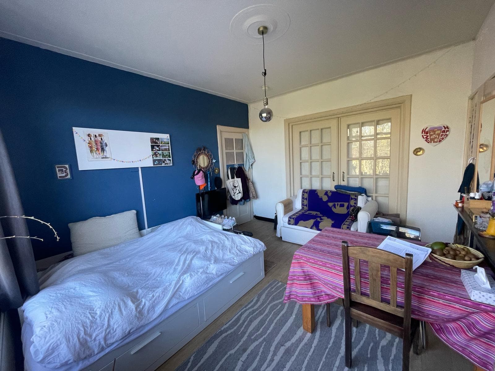 show all photos of Amalia van Solmsstraat