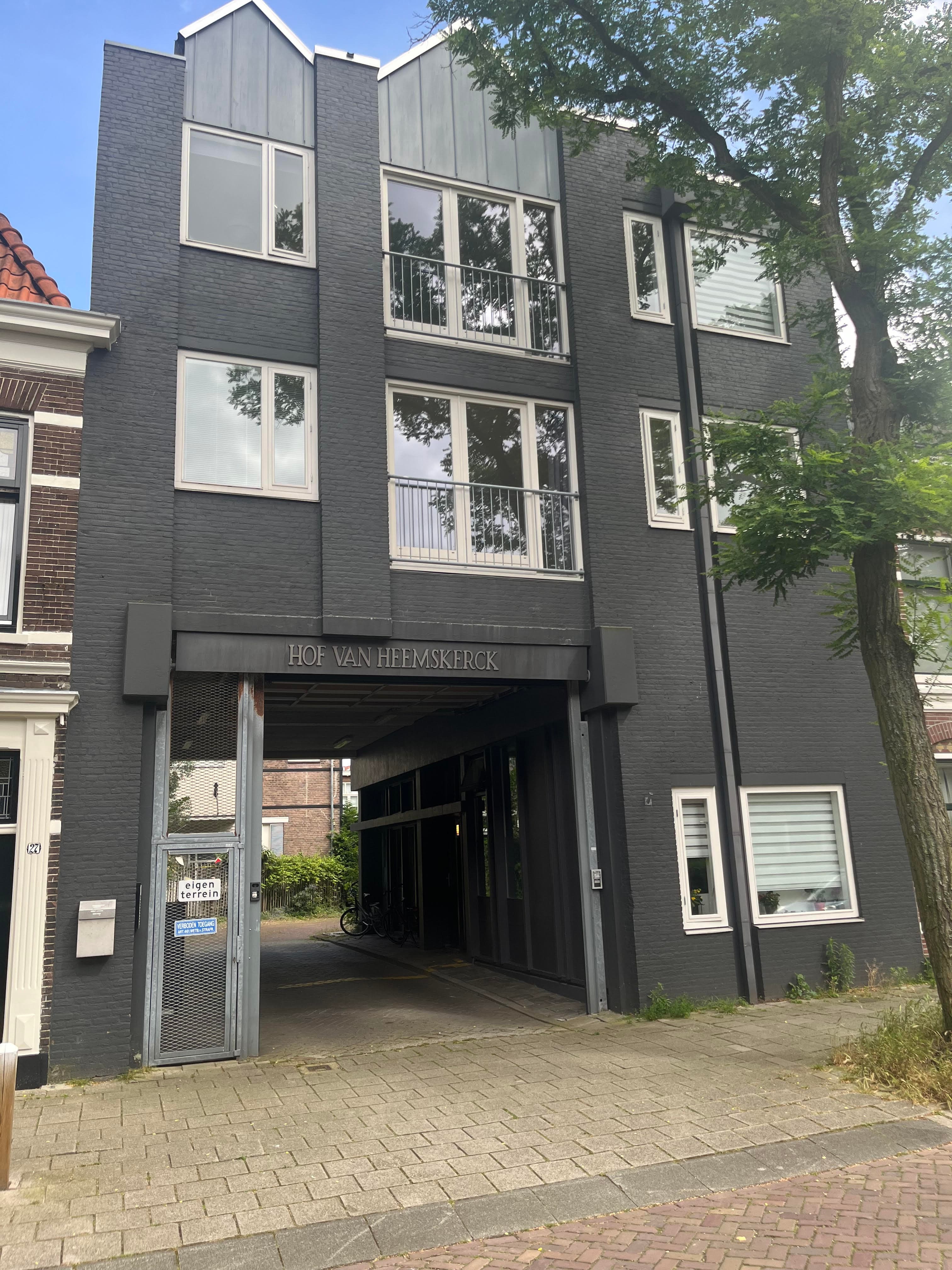 show all photos of Maerten van Heemskerckstraat
