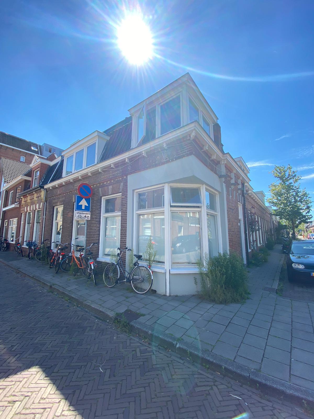show all photos of Nieuwe Blekerstraat