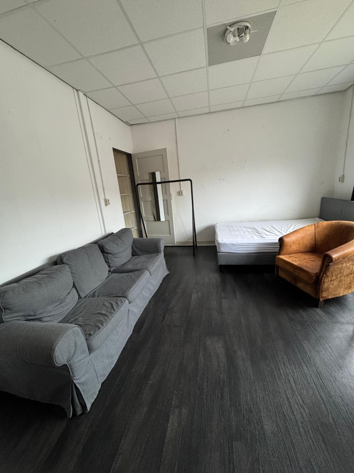 show all photos of Korreweg