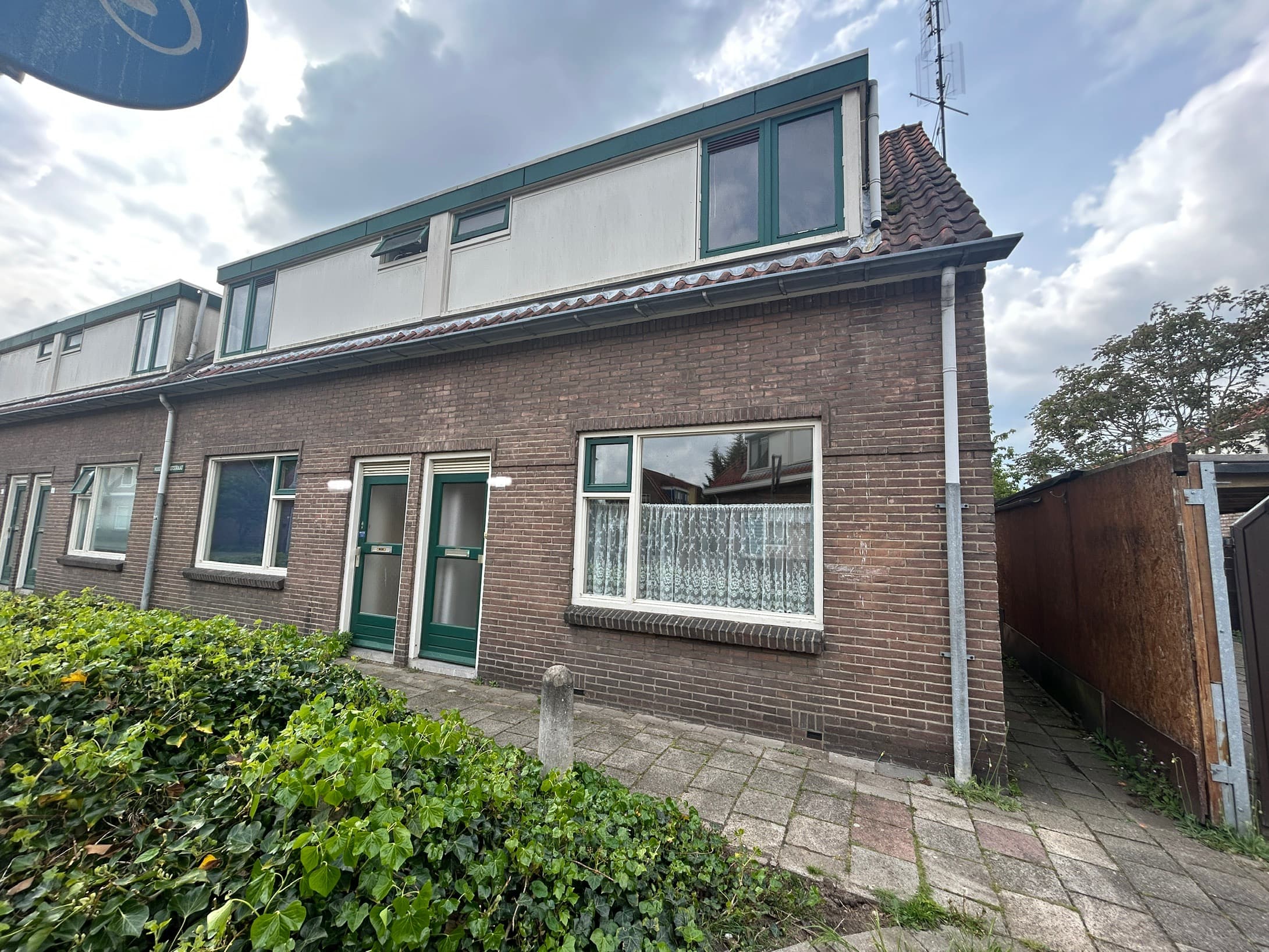 show all photos of Hugo de Grootstraat