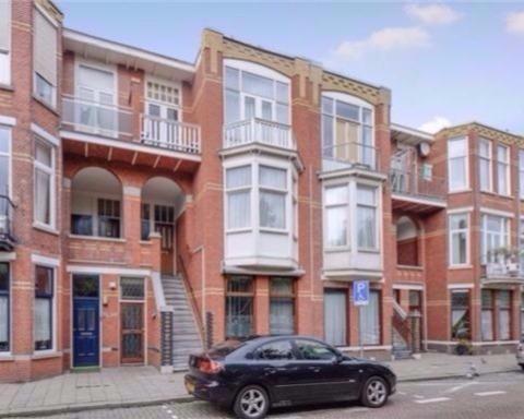 show all photos of Loosduinseweg