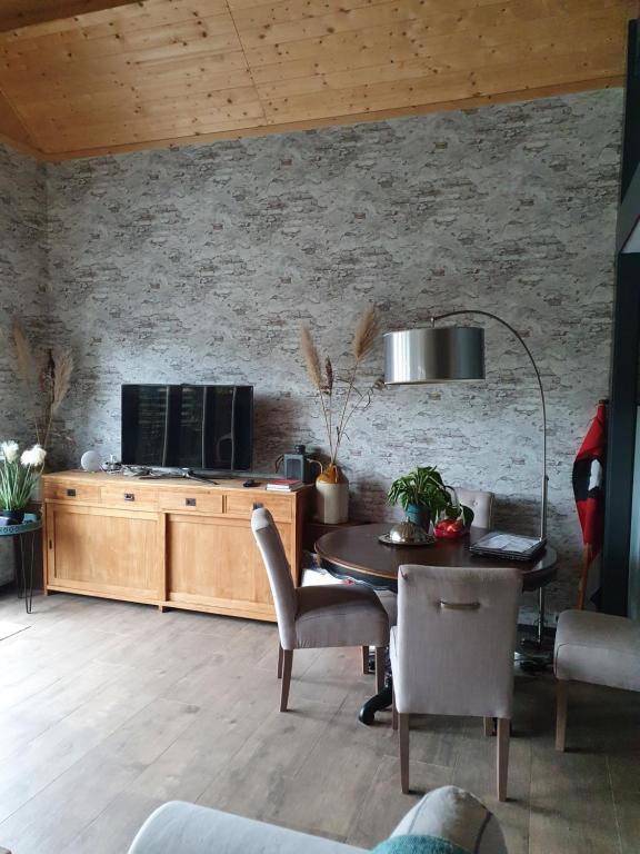 show all photos of Tjotterspad