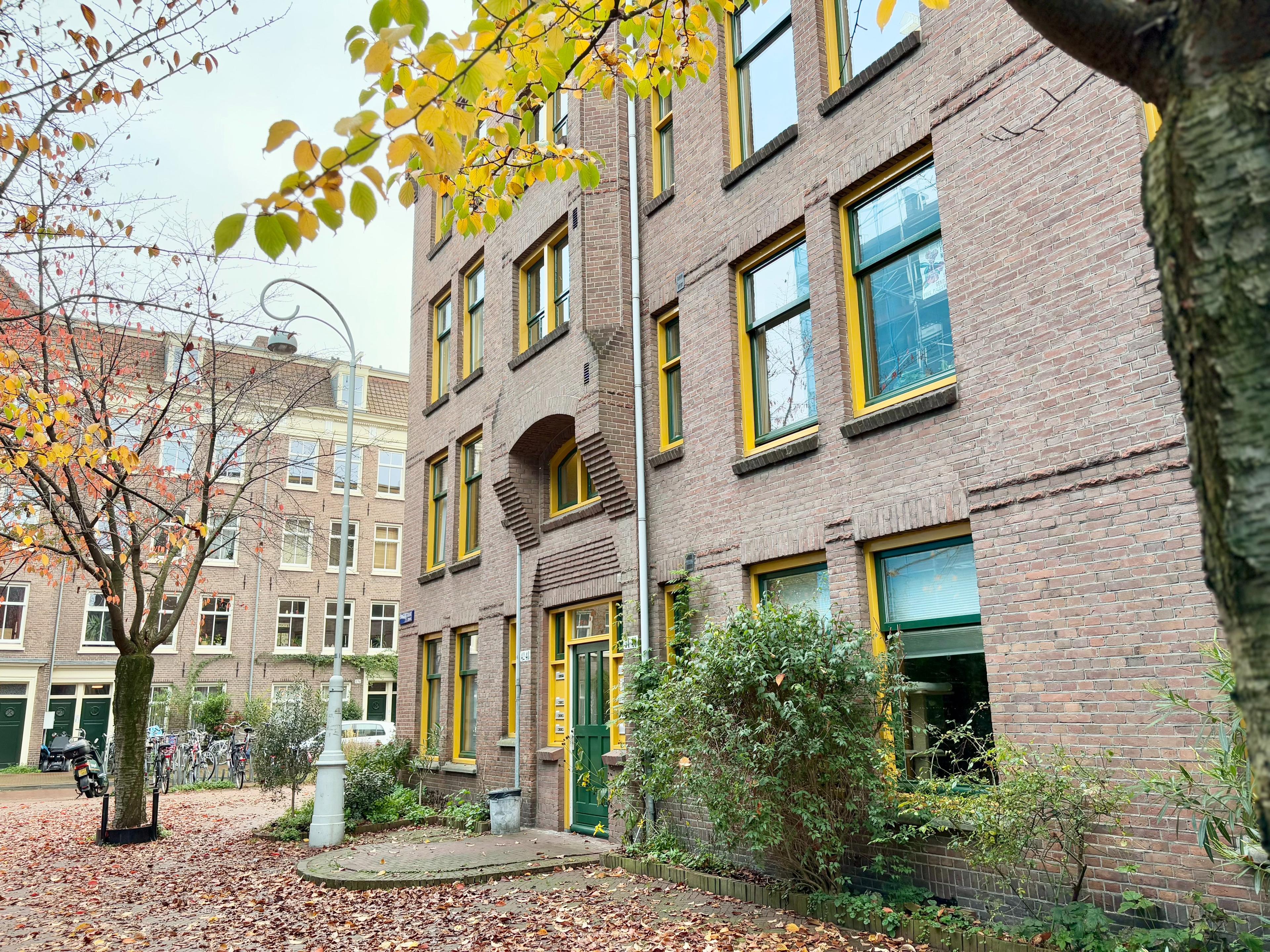 show all photos of Langkatstraat
