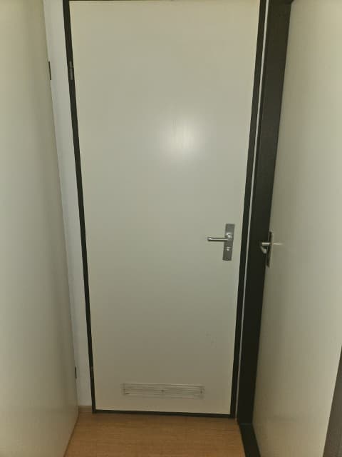 show all photos of Schepen Canishof