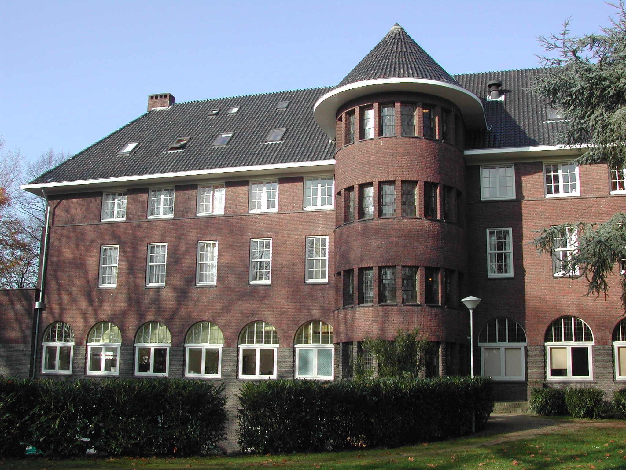 show all photos of Heyendaalseweg