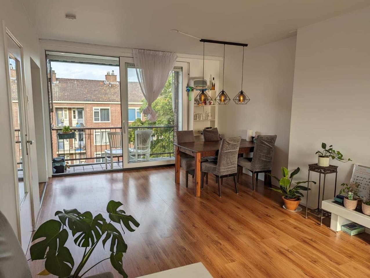 show all photos of Minister Aalberselaan