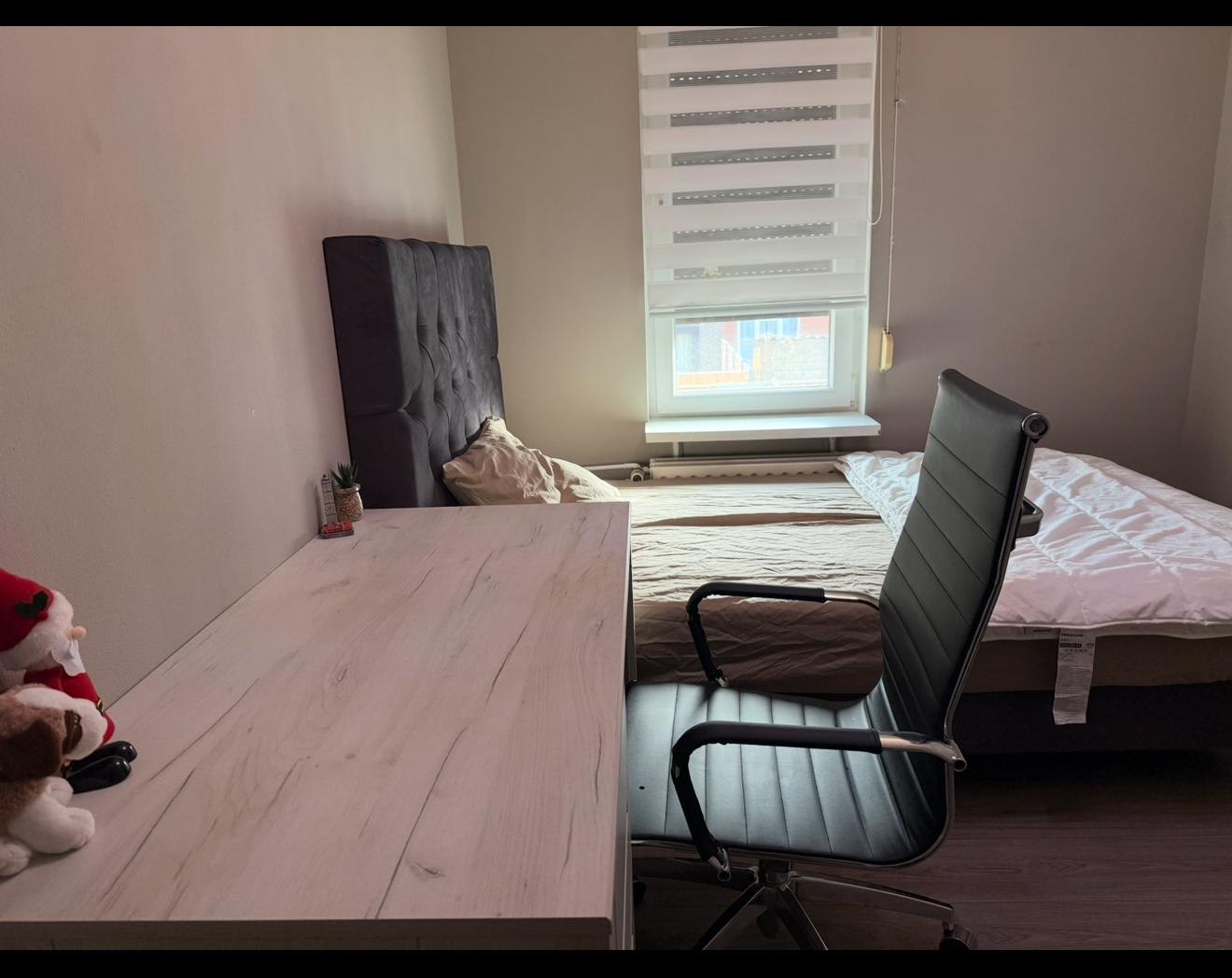 show all photos of A. Vondelingstraat